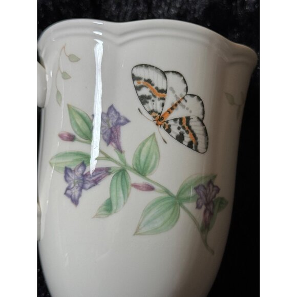 Lenox Butterfly Meadows Fine Bone China Butterfly Floral Coffee Tea Mugs Set 4 - Picture 5 of 12